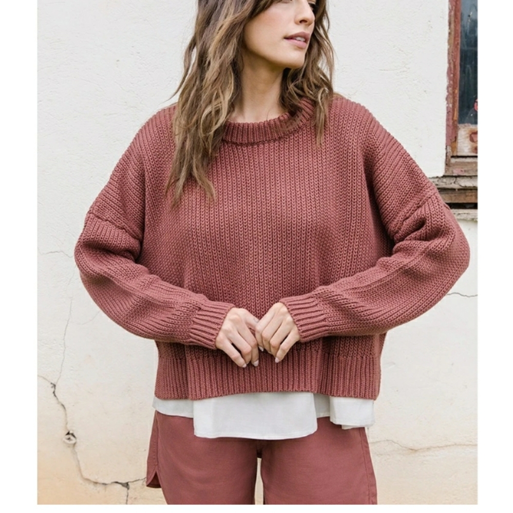 Tradlands Sweater